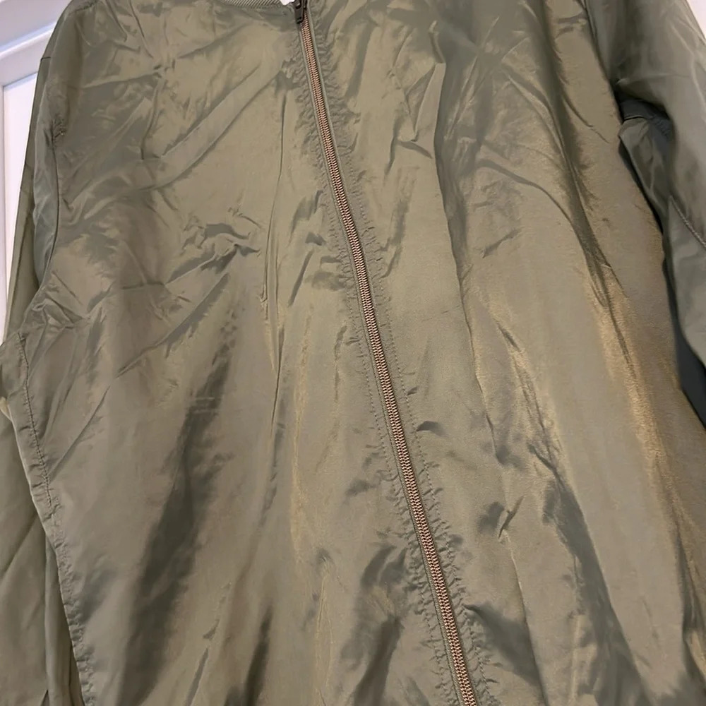 Nwt Olive bomber jacket - Picture 2 of 3